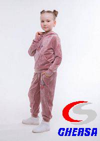 Спортивный костюм детский из бархата, с термоаппликацией